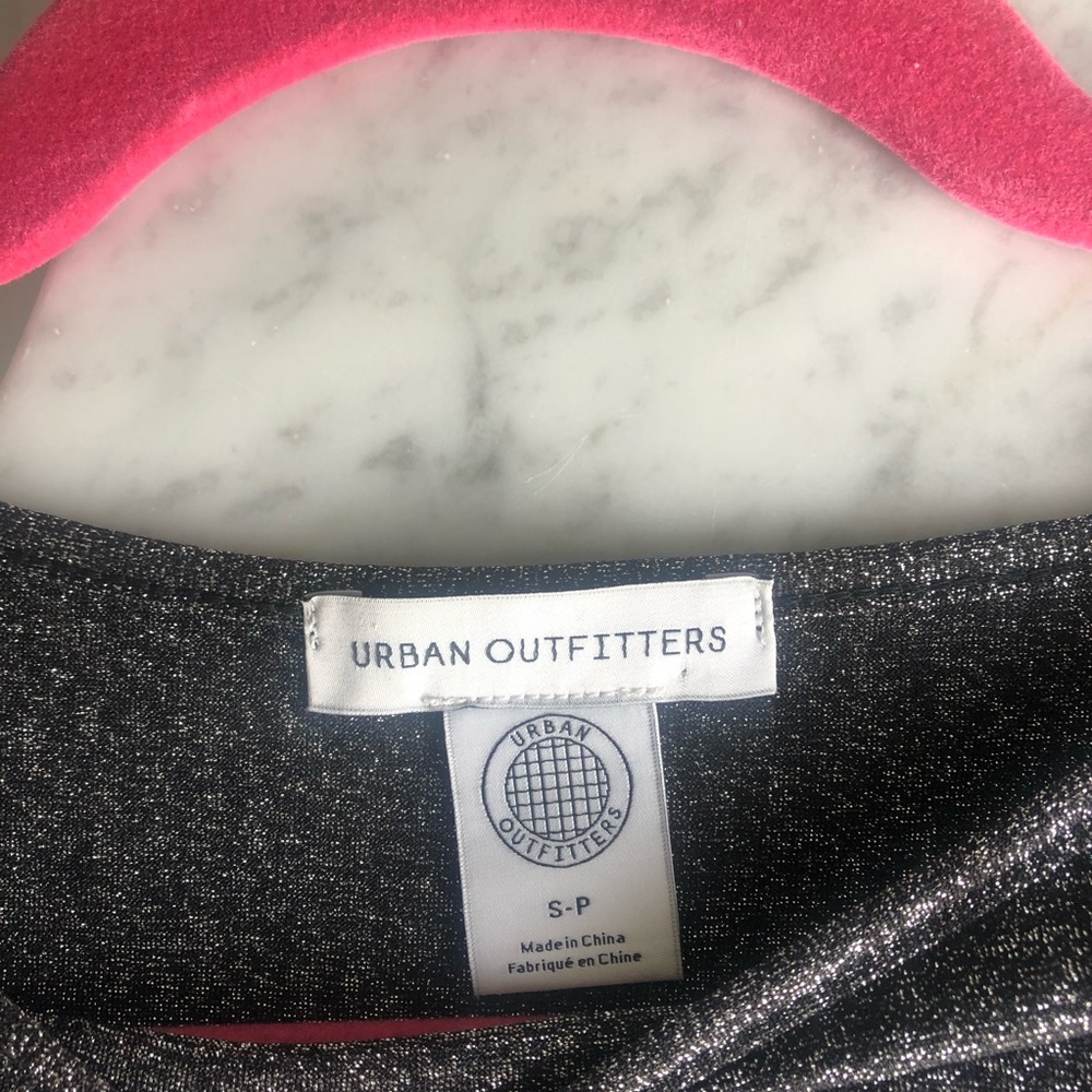 Urban Outfitters Metallic NWOT S Top - Picture 3 of 3